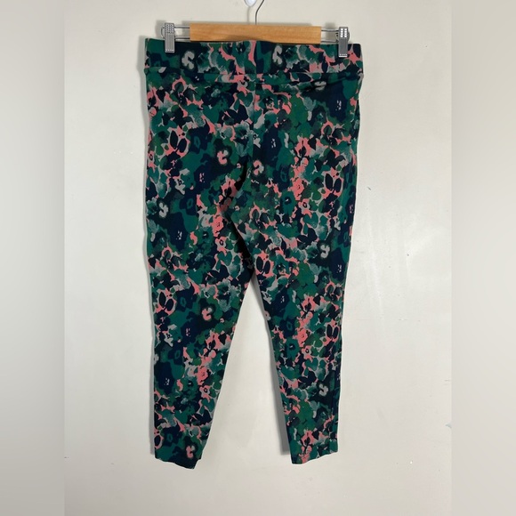 Torrid Full-Length Legging In Camo Floral Size 1X High Rise Stretch Comfy - Picture 6 of 13
